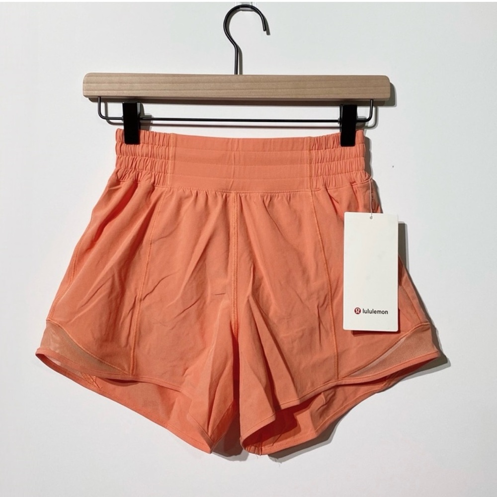 Lululemon Hotty Hot HR Short 4” Lined Coral Kiss